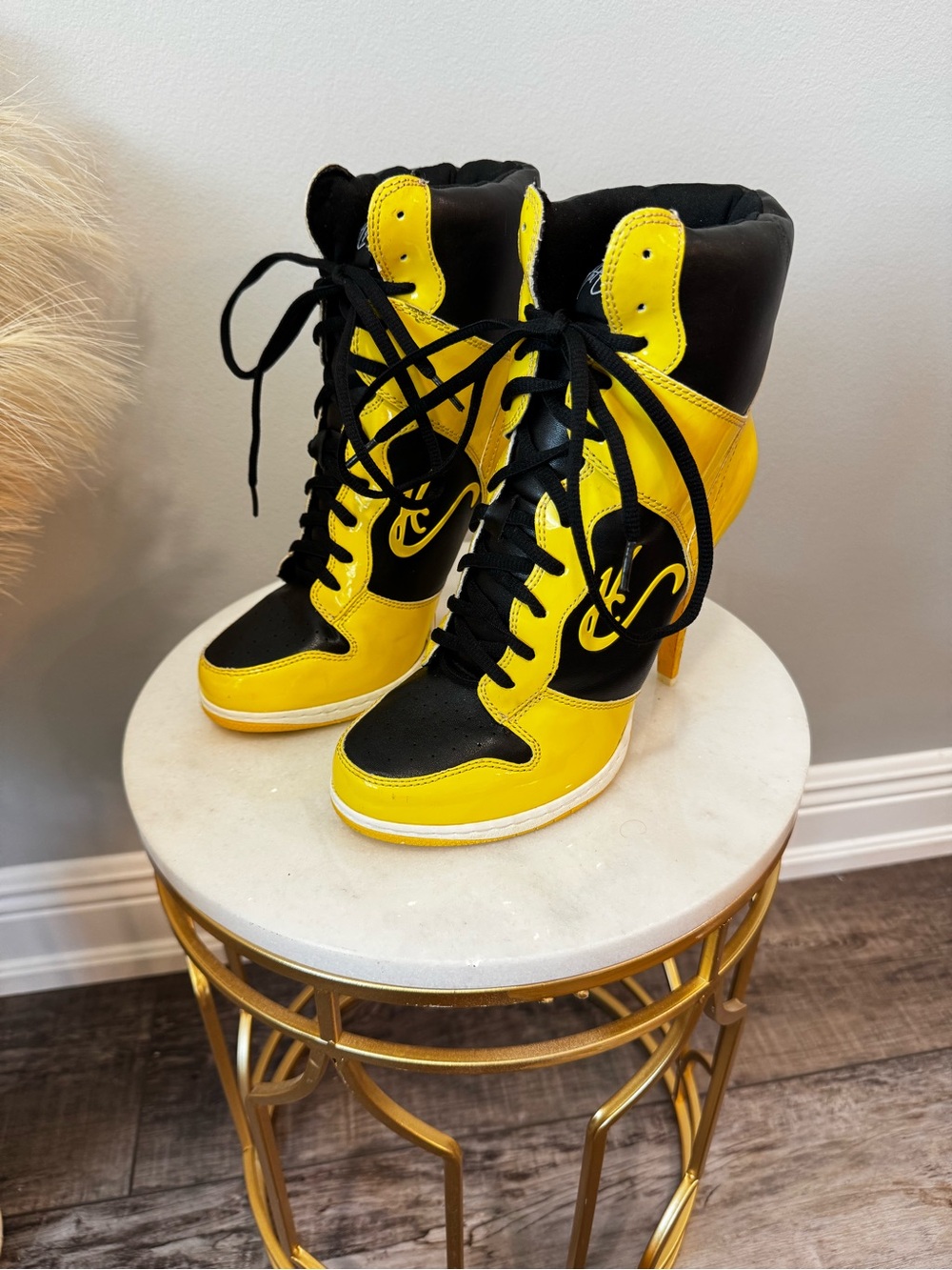 Hot Chick Yellow & Black High-Top Lace-Up Heeled Boots 38.5